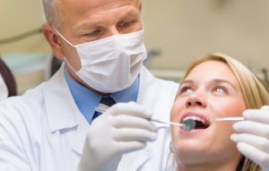 Відновлення зубів і естетична стоматологія